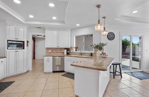 North Tustin House | Amazing Disneyland Home w Sauna/Pool/Jacuzzi/Kids Jungle Gym
