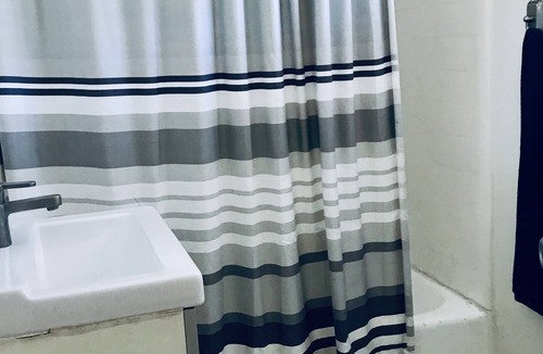Hermosa Beach Apartment | AMAZING HERMOSA BEACH 1 BDRM : 30 SECONDS TO SAND