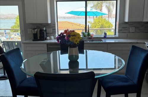 Lakeland Village House | Amazing, Lakeside Pickleball Retreat with 2 courts swim spa & outdoor kitchen