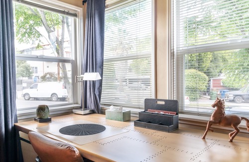 Eagle Rock Apartment | Amazing location in Eagle Rock.