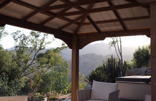 Canoga Park Villa | Amazing Mountain and Valley Views - 3 King Beds, Tesla Charger, Sauna