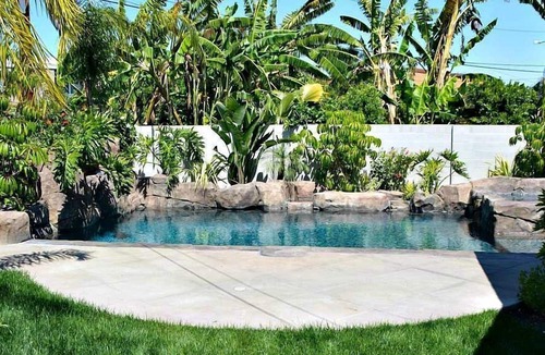 Southwest Anaheim House | Amazing Pool/Jac Home! 1/4-1/2 Mi 2Conv Ctr/Disney
