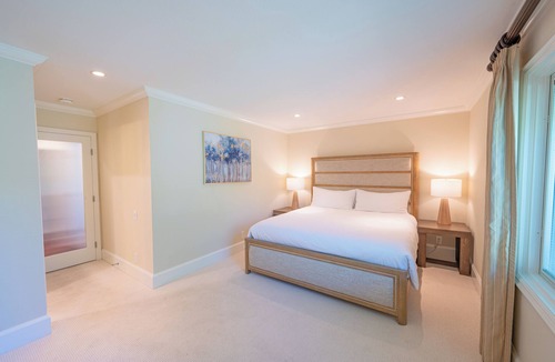 Placentia Bed & Breakfast | Amazing Times Spa & Pool Villa - A Perfect Family Getaway Near Disney & Beach