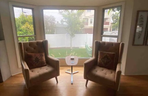 Playa Del Rey House | Amazing unique floor plan! Large House with Huge Chef Kitchen. 4 Living Rooms.