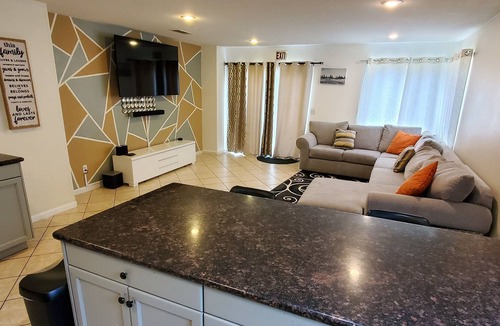 Rubidoux House | Amazing Vacation home in Riverside CA