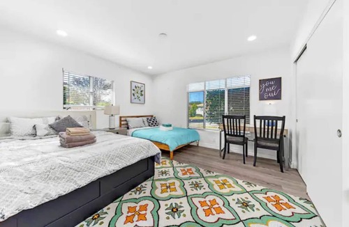 West Covina House | Amazing Vacation Rental Home close to Disneyland and Los Angeles, 5Bd and 3Br