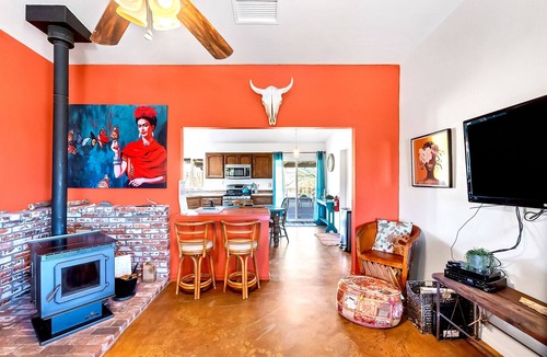 Joshua Tree House | Amazing views, cozy home, 5 miles to JTNP