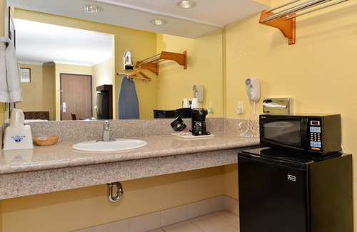 East Pasadena Hotel | Americas Best Value Inn Pasadena Arcadia
