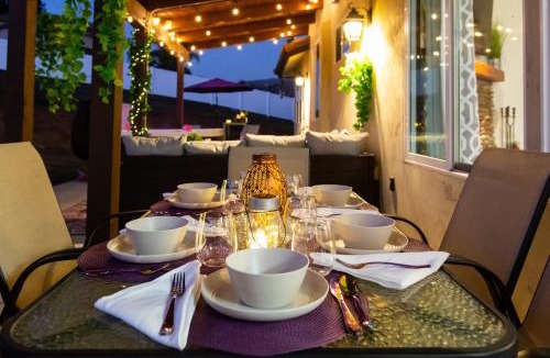 Vista Villa | Amethyst Hearth - Family Spa Serenity, Zoo, Beach, Disneyland, Legoland