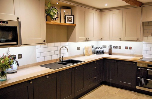 Pooley Bridge Cottage | An attractive and spacious cottage close to the River Eamont.