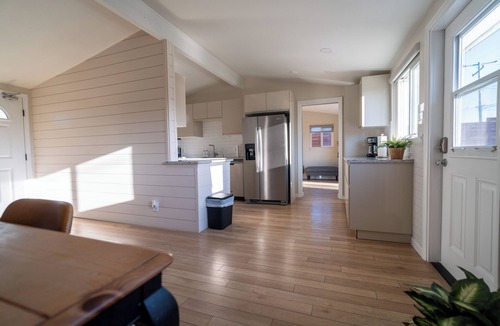 Southwest Anaheim House | Anaheim full 4Br2Ba home-Mini Golf&games near Disneyland, convention center