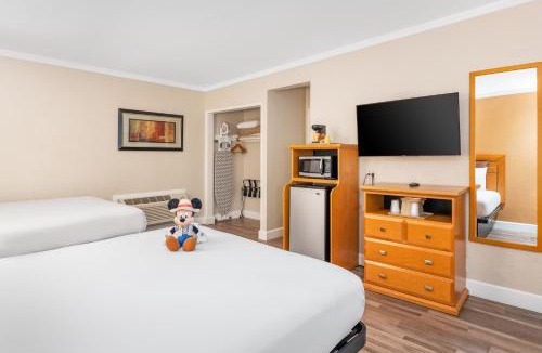 Anaheim Resort Hotel | Anaheim Islander Inn and suites near Park and Convention center