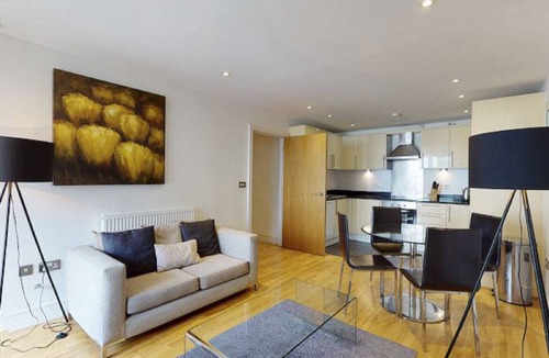 Isle of Dogs Apartment | Apartment ∙ 2 bedrooms ∙ 4 guests