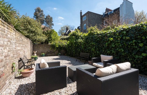 Bishop's Apartment | Apartment ∙ 2 bedrooms ∙ 4 guests