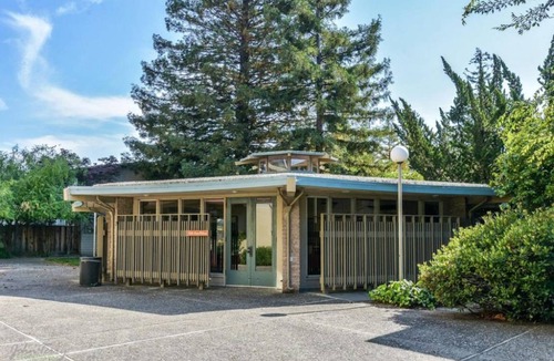 Westside Santa Cruz Apartment | Apartment ∙ 2 bedrooms ∙ 3 guests