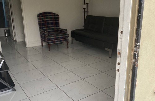Hawthorne Apartment | Apartment Near LAX airport #B