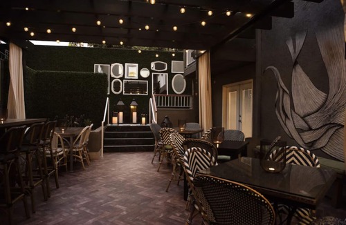Norma Triangle House | Appreciate the Beauty of Hollywood at an Exemplary Suite! 3 Stylish Units, Pool!