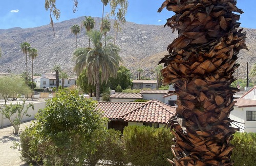 Historic Tennis Club Apartment | Apt G - furnished 1bed/1bath, second floor,in the heart of downtown Palm Springs