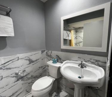 El Monte Hotel | Aqua Inn Motel