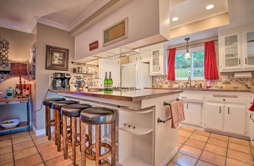 Mayflower Village House | Arcadia Home w/Sunroom & Deck in Central Location