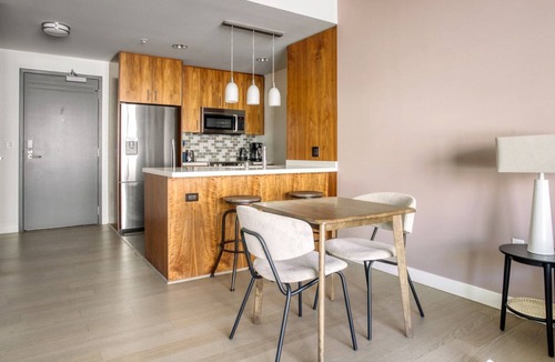Bunker Hill Apartment | Artistic View 1BR DTLA, w/ Pool, near Disney Hall by Blueground