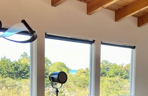 Hatton Fields House | Artist’s Retreat: 3BR Carmel-by-the-Sea w/Ocean Glimpse & Walk to Beach & Town