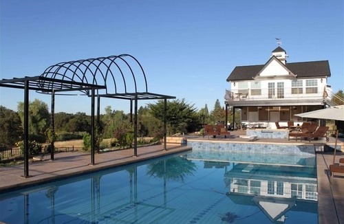 North Auburn House | AUBURN COTTAGE POOL HOUSE, SPA AND GROUNDS