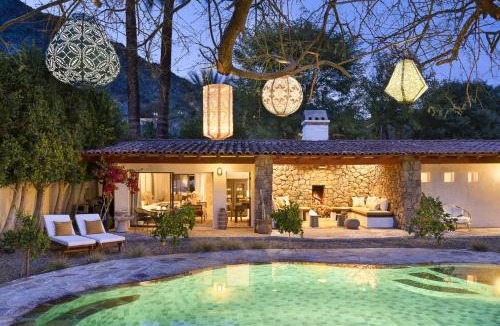 Historic Tennis Club House | Auric House - Korakia Hotel private villa pool