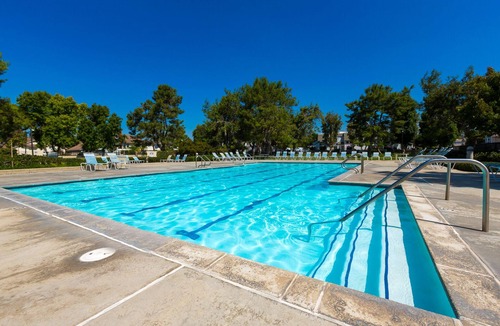 Woodbridge House | Available Oct 15th. Clean & Quiet Townhome, Irvine Woodbridge - Pool & Spa