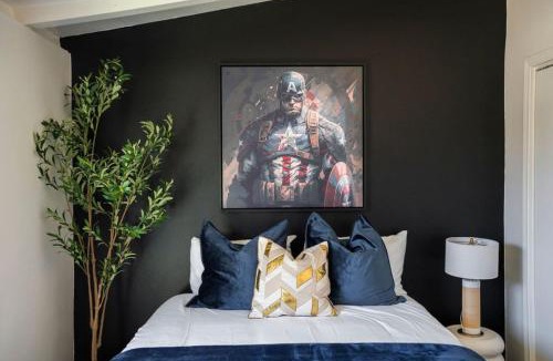 Sherwood Forest and Thistle Development House | Avengers HQ - Hot Tub - Close to Disney - Parking