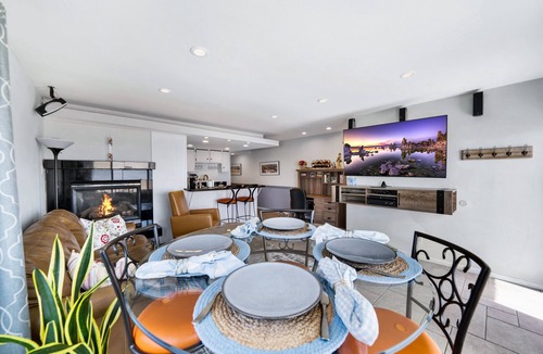 Hermosa Beach Condo | Awesome ON THE STRAND Hermosa Property. Stay at the last home before Hawaii