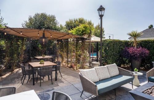 Downtown Village Hotel | Ayres Hotel Fountain Valley - Huntington Beach
