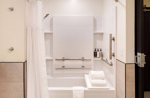 Redlands Hotel | Ayres Hotel Redlands – Loma Linda