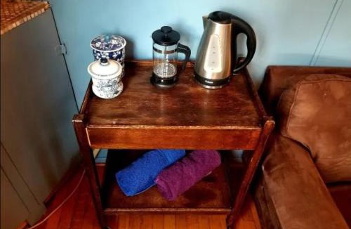Topanga Ski Chalet | Backpacker's Dream with detached bathroom, private trails and creek!