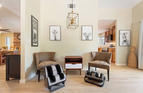 Lake Elsinore House | Backwoods Family and Friends Private Retreat