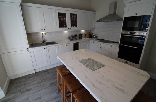 Grasmere Cottage | Bakers Retreat, a spacious 1st floor home in the center of Grasmere, walks from the door