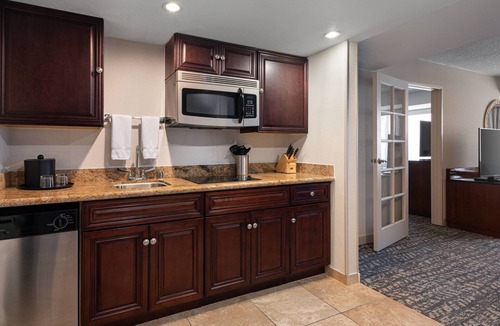 Downtown Hotel | Bakersfield Marriott at the Convention Center