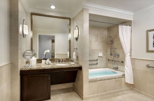 Newport Beach Resort | Balboa Bay Resort