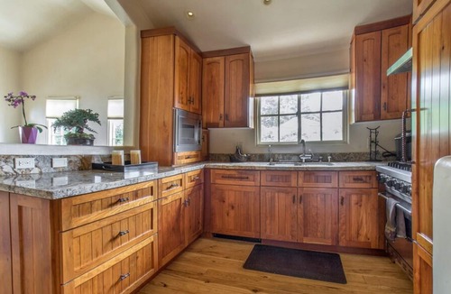 Northwest Carmel Condo | Banyan - Carmel Downtown Condo - Perfect Downtown Location, Walk Everywhere