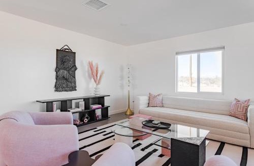 Yucca Valley House | Basketball l Modern l Cold Tub - Lotus Lane