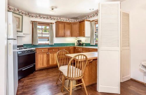 Oak Park Bed & Breakfast | Bath Street Inn