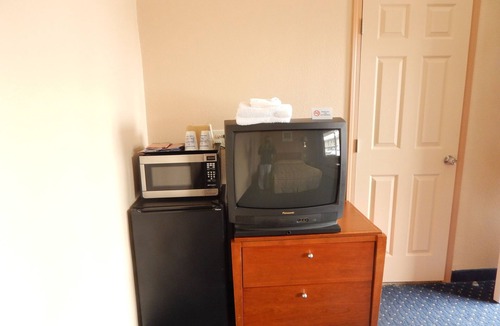 Longfellow Hotel | Bay Bridge Inn