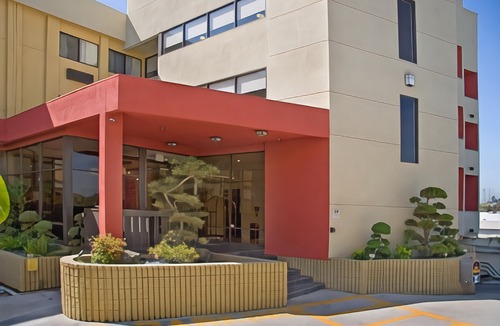 Monterey Park Hotel | Baymont by Wyndham Monterey Park