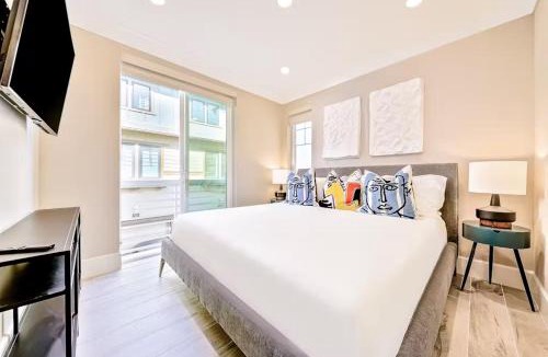 Mission Beach House | Bayside Delight Just Steps to Water