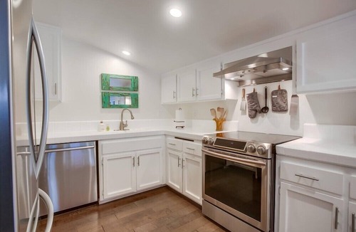 Solana Beach Condo | Beach Access, Pool, Spa, Tennis, 2 Bedroom + Private Den