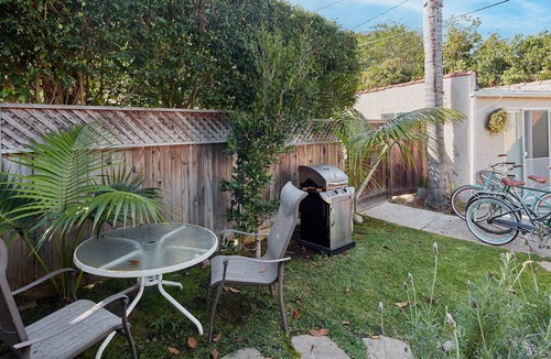 El Segundo Apartment | Beach Guest Room/Jacuzzi, bikes/tropical garden. 5min/town/beach. Monthly