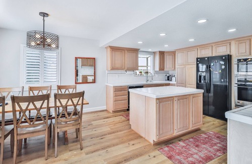 Pierpont Bay House | Beach Just Steps Away, Ocean Views, Spa, & Dog Friendly! Pierpont Ventura