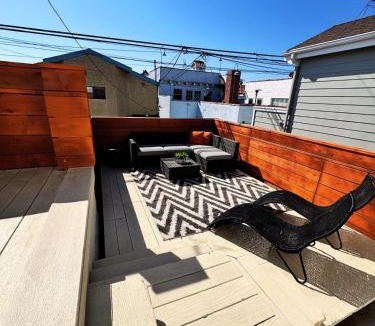 Belmont Shore House | Beach Life in Belmont Shore