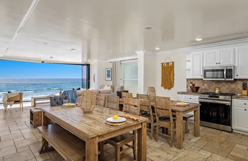 South Oceanside House | Beach Vacation Home with Oceanview Deck and Spa P813-1