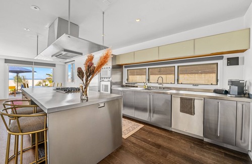 Marina Peninsula House | BeachFront Sunshine Paradise house